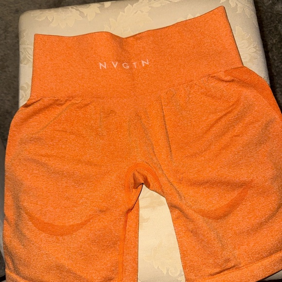 NVGTN burnt orange contour seamless shorts - Picture 2 of 2